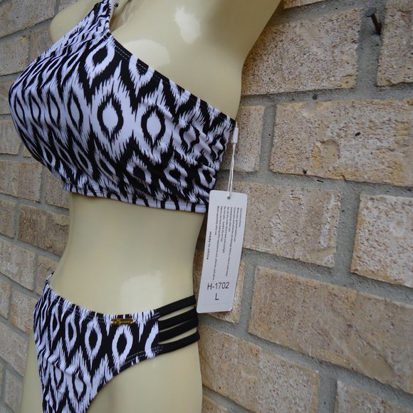 NWT. SIZE L. STYLISH swimwear bikini set. - Picture 2 of 15